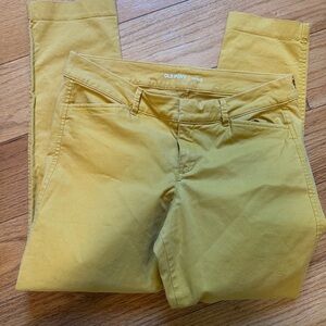 Old Navy Women's Yellow Jeans